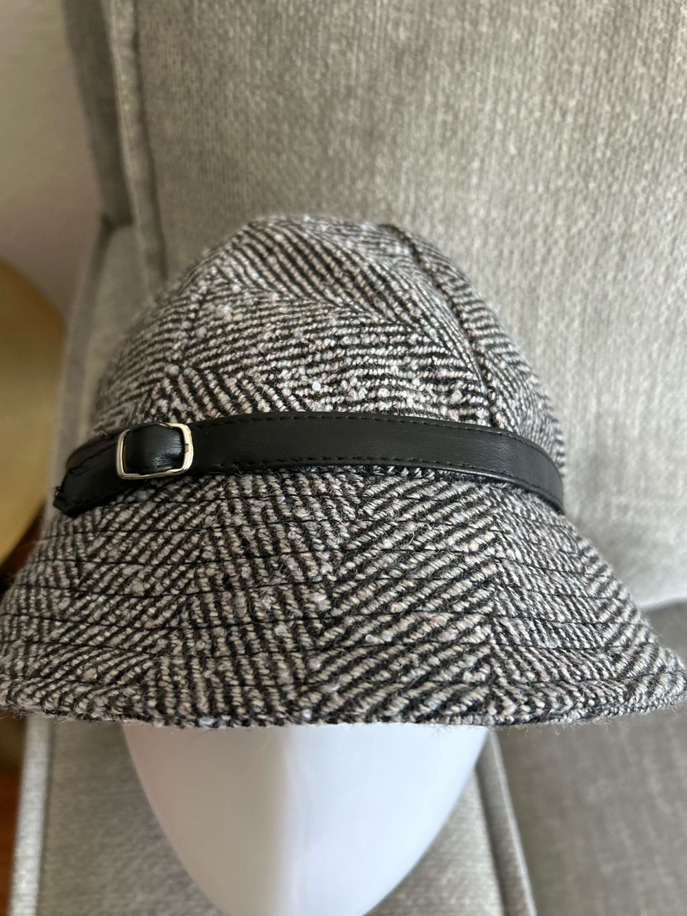Vtg Tweed Hat Bloomingdale Wool Blend Italy Retro Preppy Winter